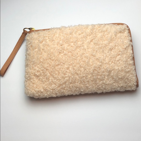 sherpa pouch